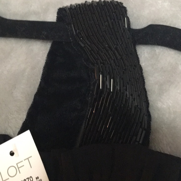 LOFT Beaded strap off the top - Picture 6 of 7